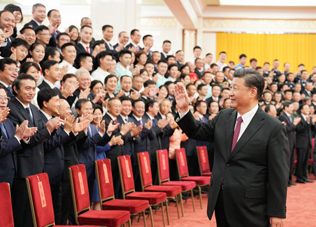 習(xí)總書記親切會(huì)見慶?；顒?dòng)籌辦工作各方面代表